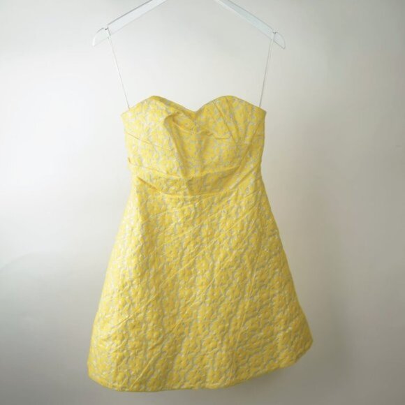 Alice + Olivia Grove Yellow Strapless Sculpted Dress - Picture 2 of 8
